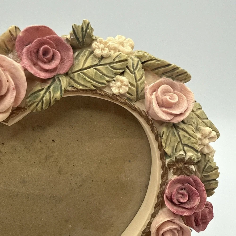 Vtg Dezine 3D Heart Frame Hand Painted Pink Roses Green Leaf 6x5.5